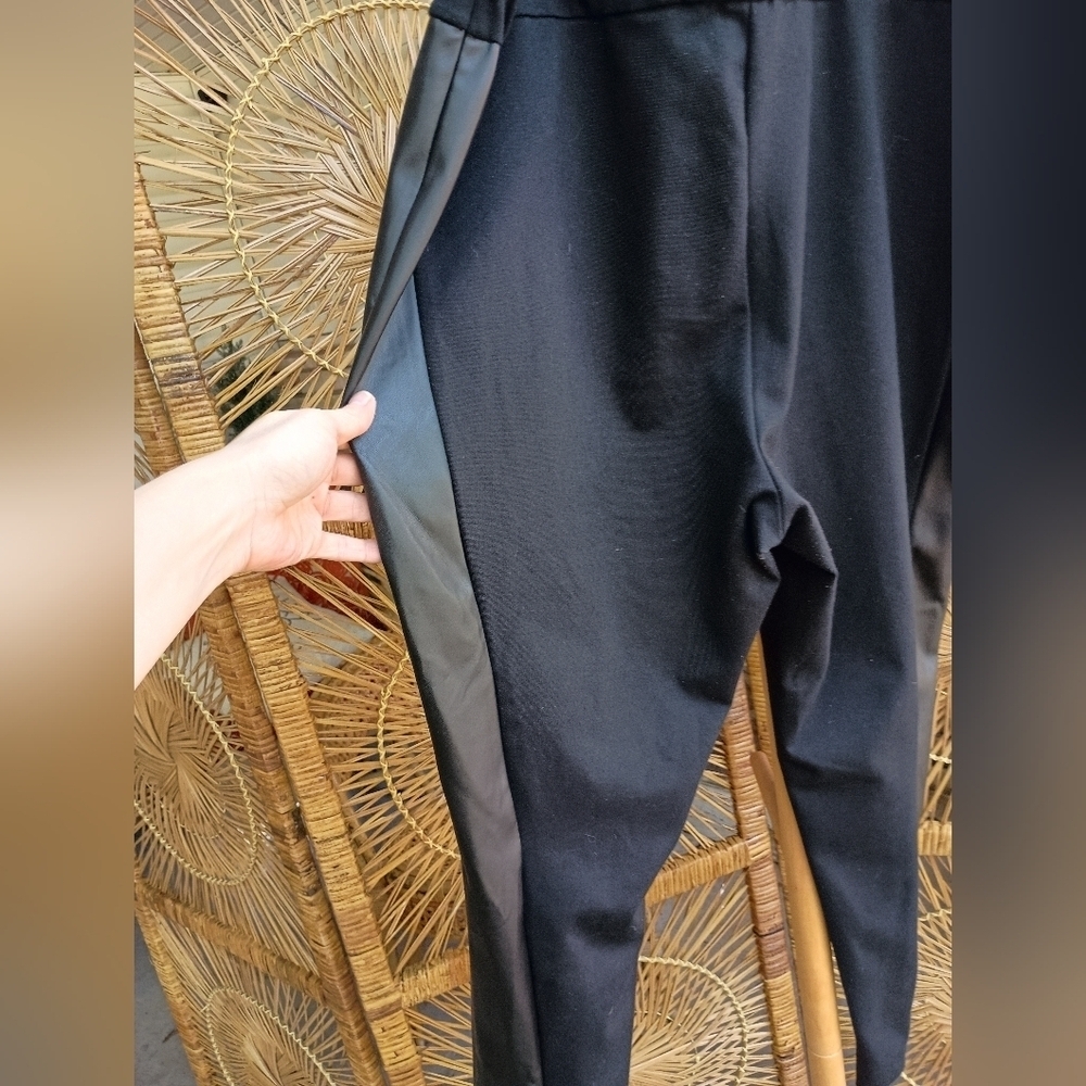 Michael Kors Black Women's Pants with Zipper Detail_2X - Picture 7 of 7